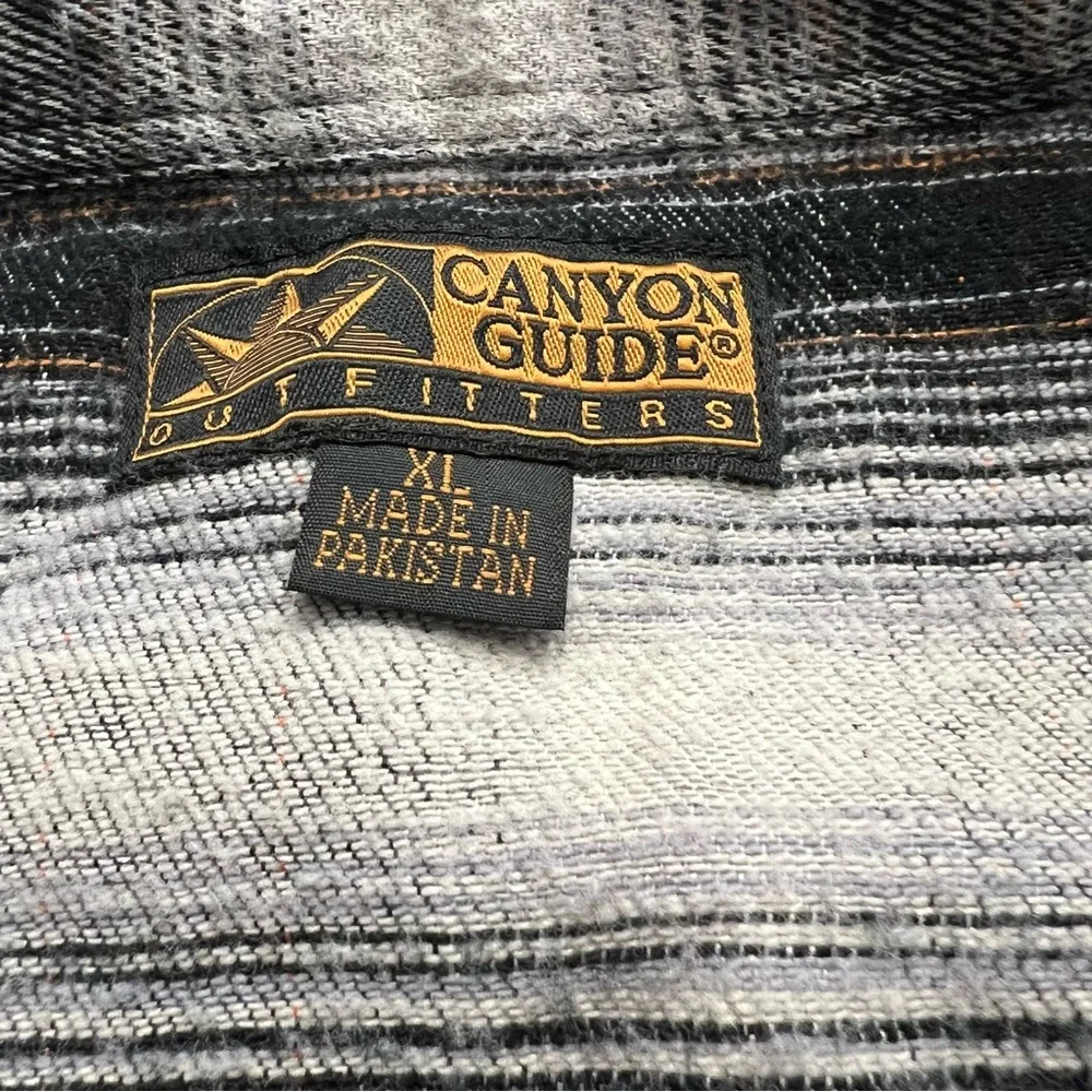 Canyon Guide Outfitters Plaid Flannel Shirt Men’s XL LS Snap Western - Picture 3 of 5